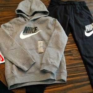 NWT Nike Sweatpants and Hoodie Small